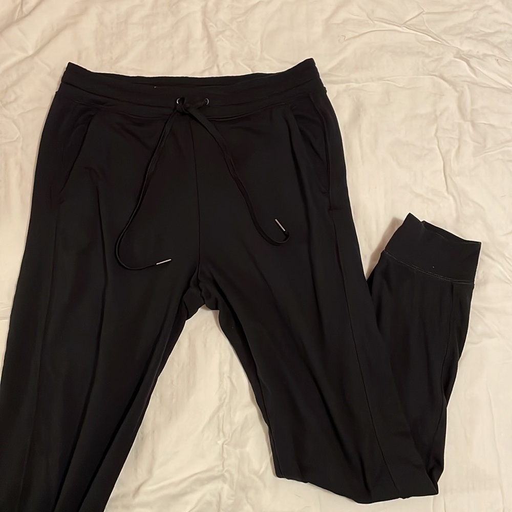 Black American Eagle sweatpants